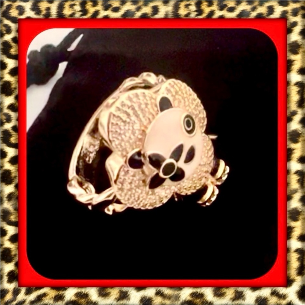 👑✅PRICE FIRM✅ Gold Plated Enamel Panda Bear Ring. NWOT